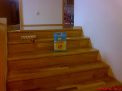 RD Brno-KrPole_renovace dřevěných schodů