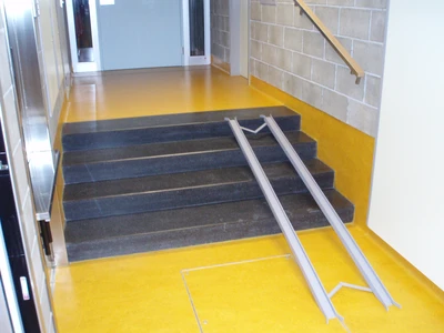 VFU Brno-Fakulta hygieny a ekologie_Marmoleum